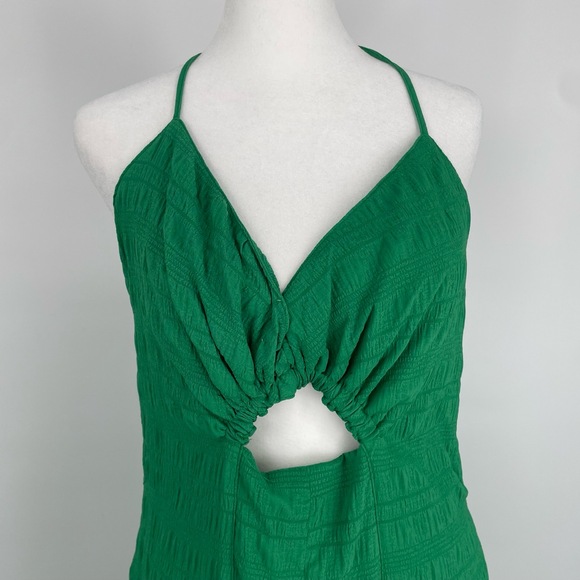 Showpo Resort Wear Emerald Green Cutout Quiet Luxury Floor Length Maxi Dress 12 - Picture 9 of 9